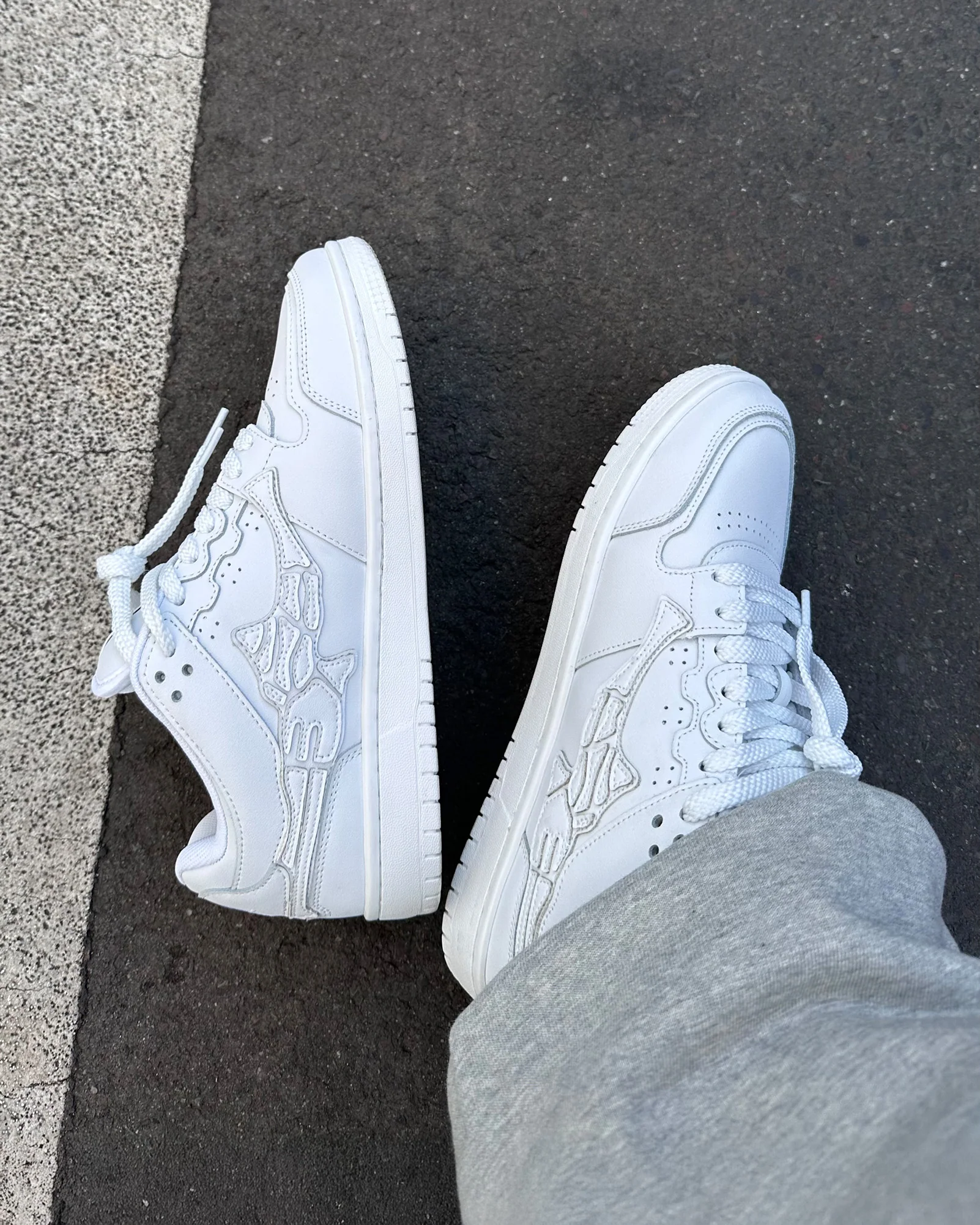 AKIMBO LOWS "TRIPLE WHITE" - Image 2