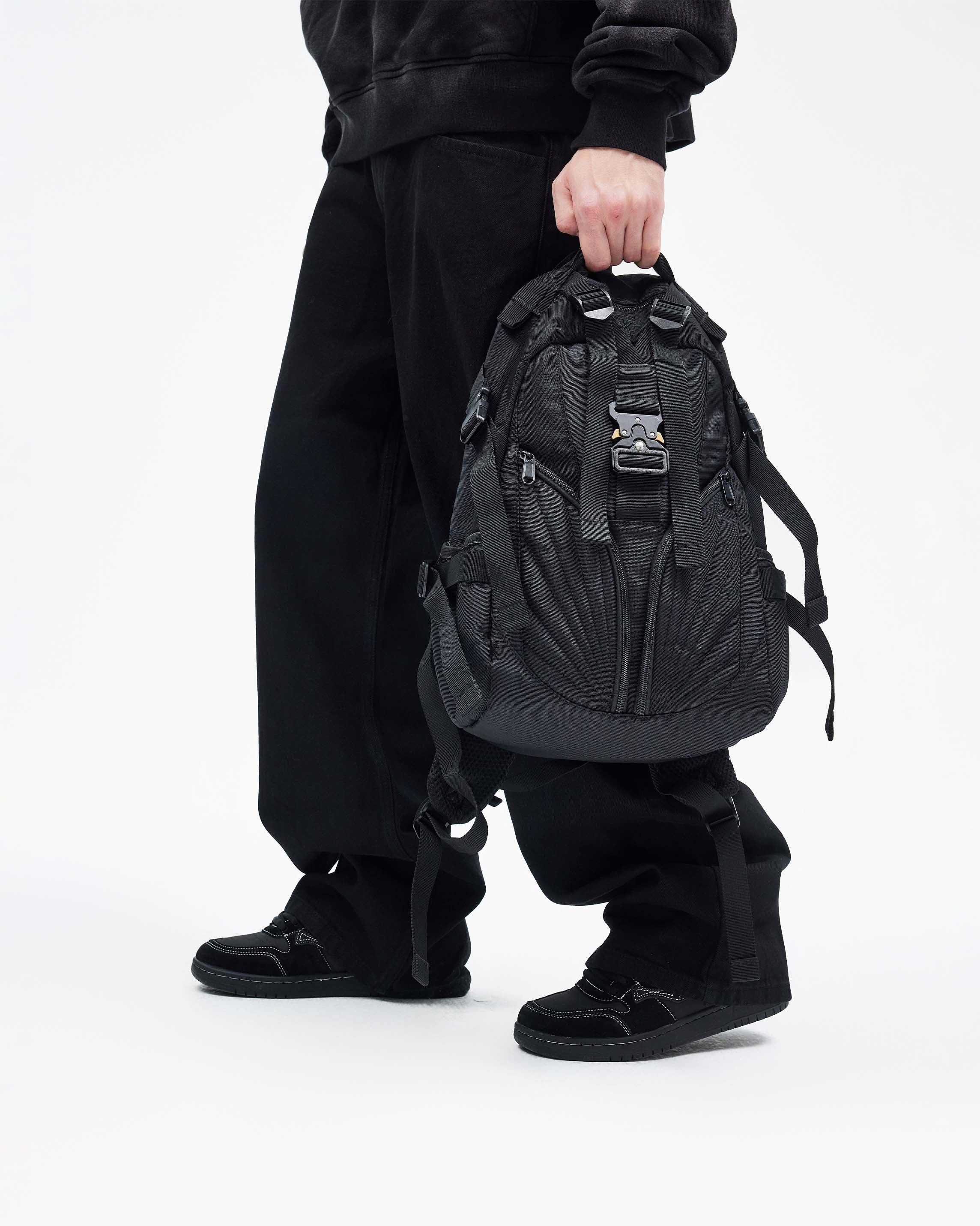 BUCKLE BACKPACK - BLACK - Image 5