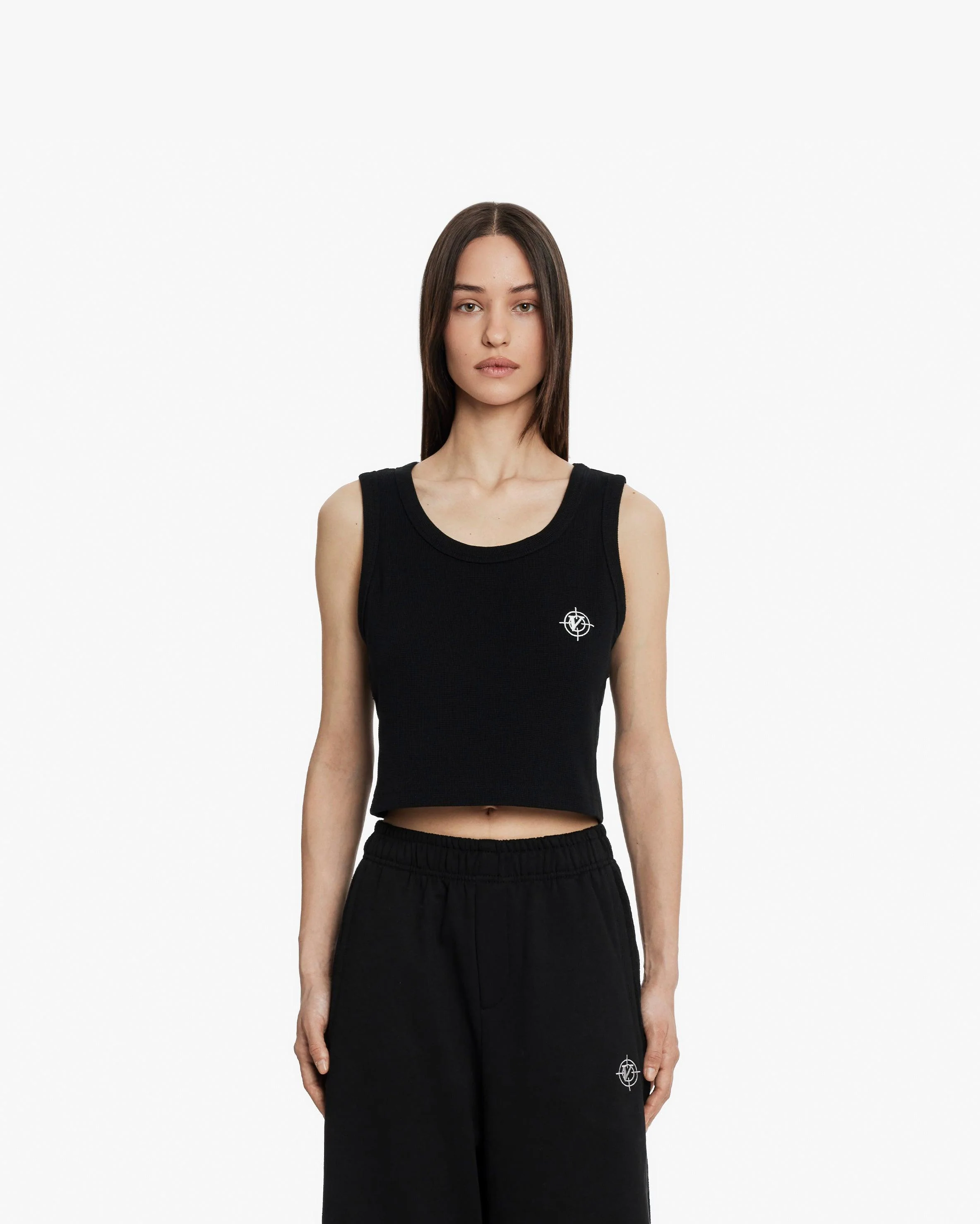 CROP TANKTOP DOUBLE PACK (BLACK & WHITE) - Image 2