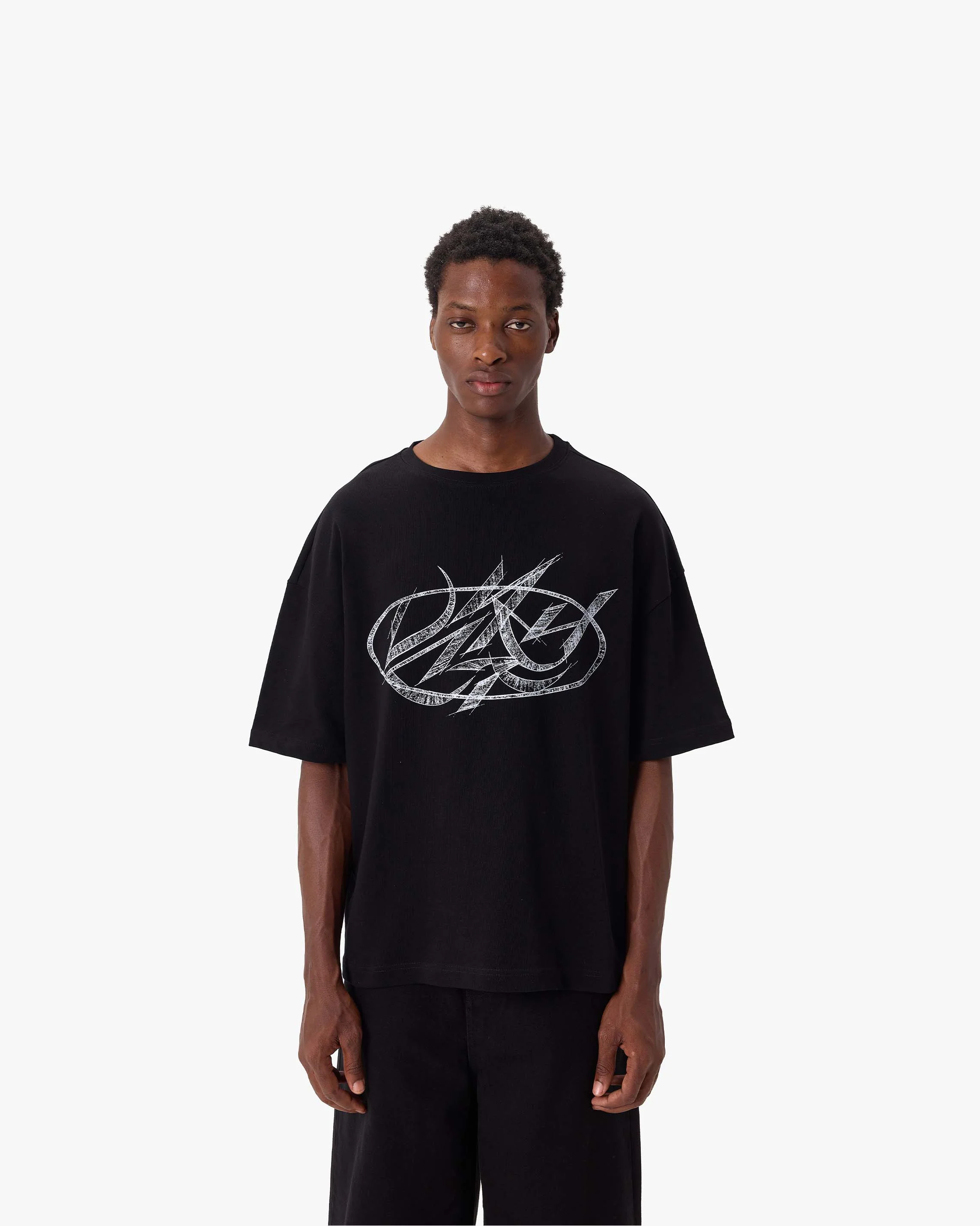 DRAWN SCRIPT TEE BLACK - Image 2