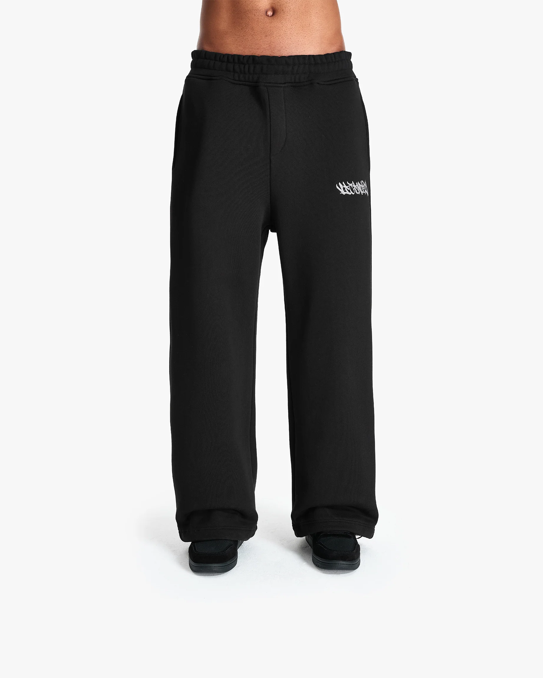 GRAFFITI JOGGER BLACK - Image 3