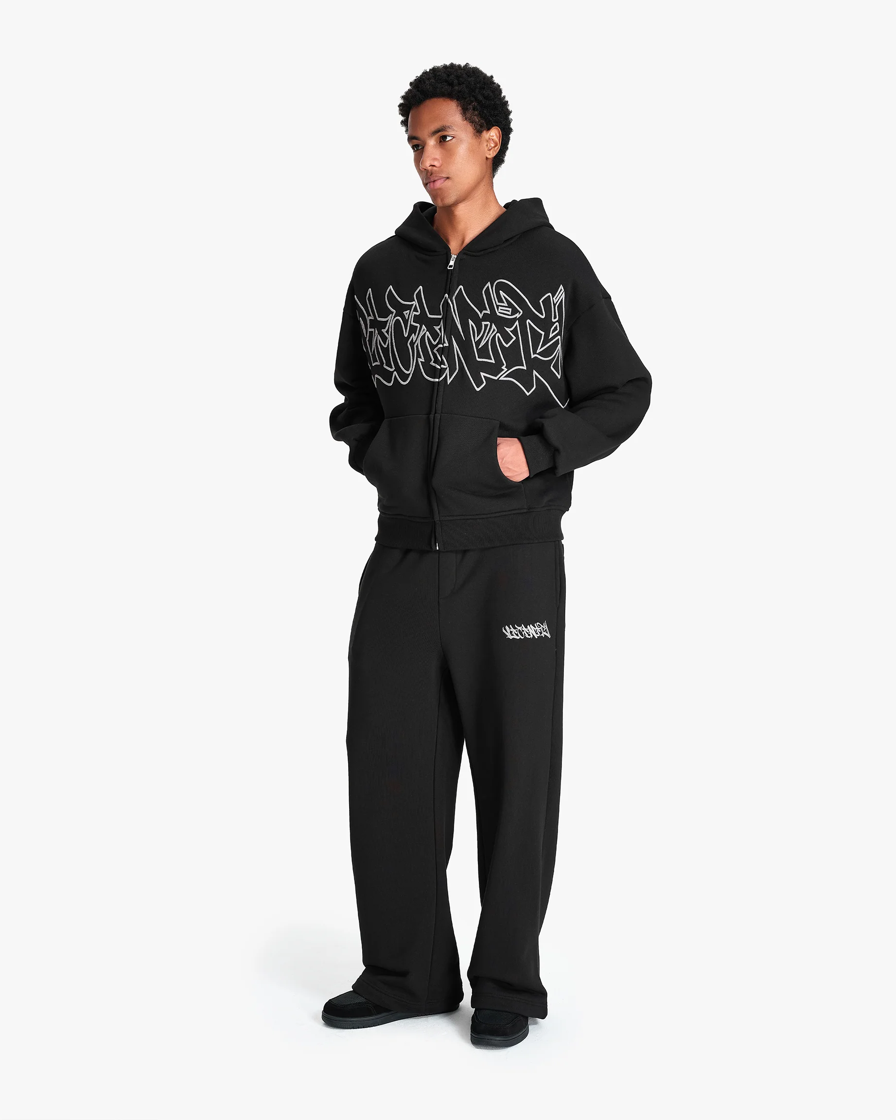 GRAFFITI JOGGER BLACK - Image 9