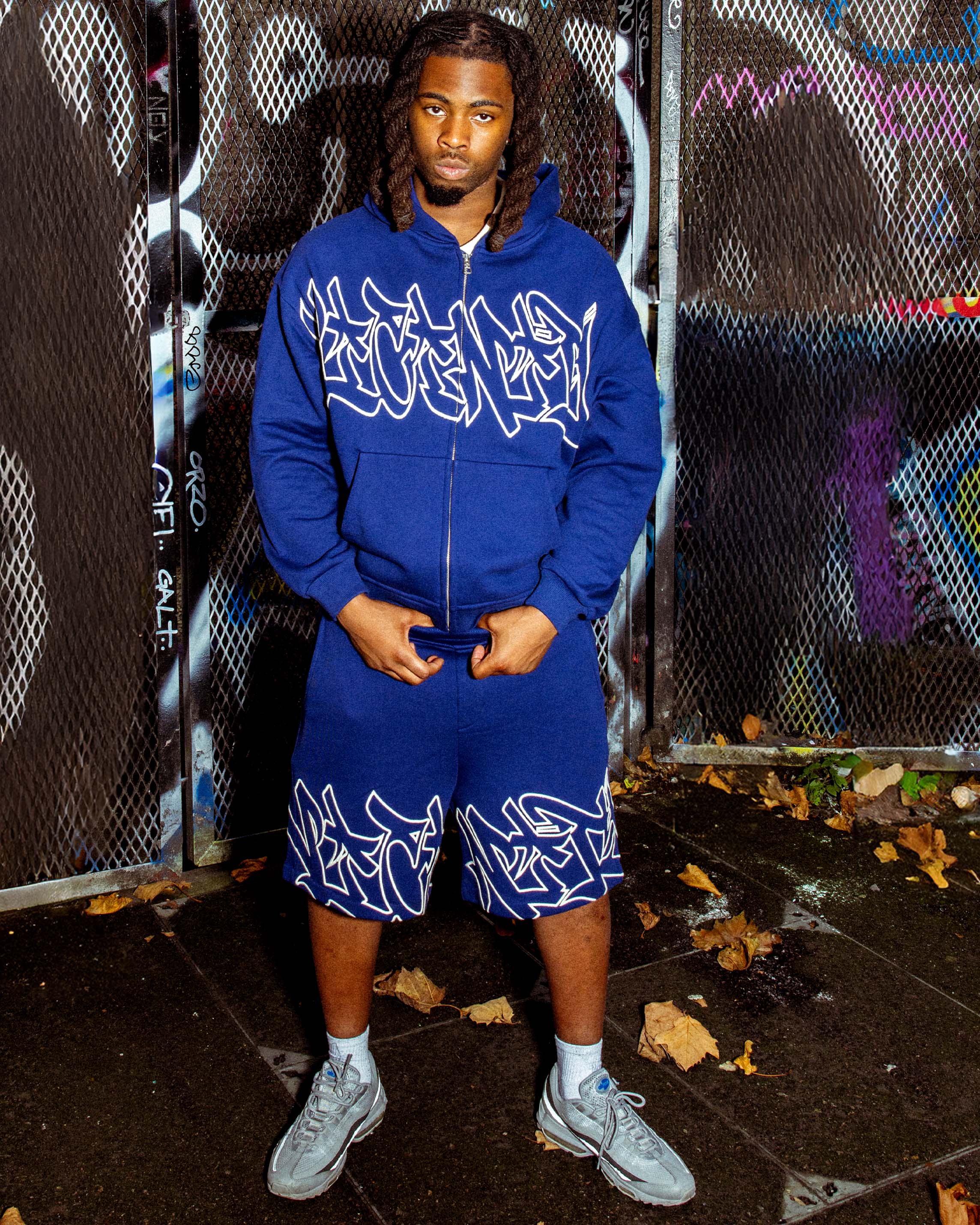 GRAFFITI SHORTS BLUE - Image 2