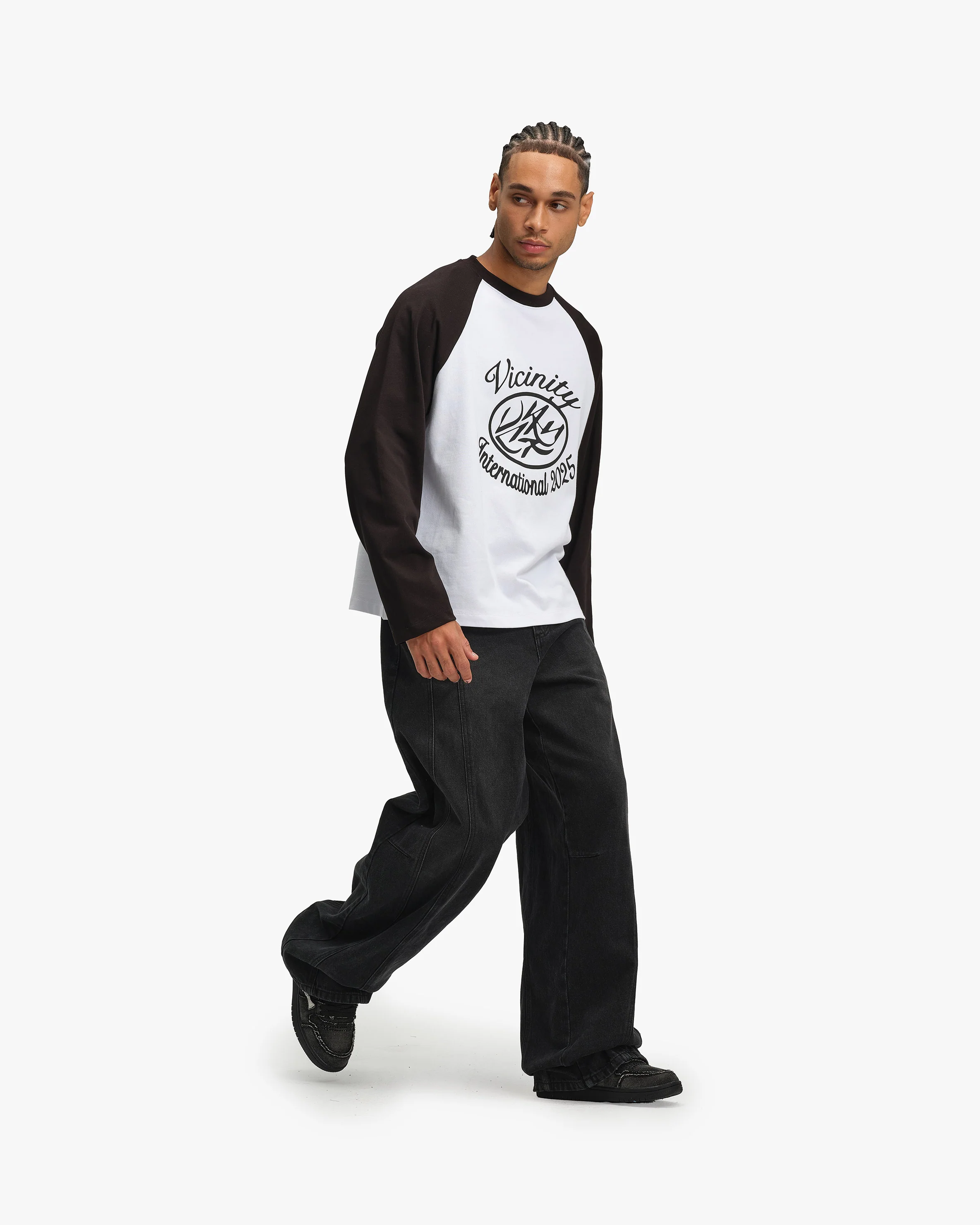 INTERNATIONAL LONGSLEEVE BLACK/WHITE - Image 8