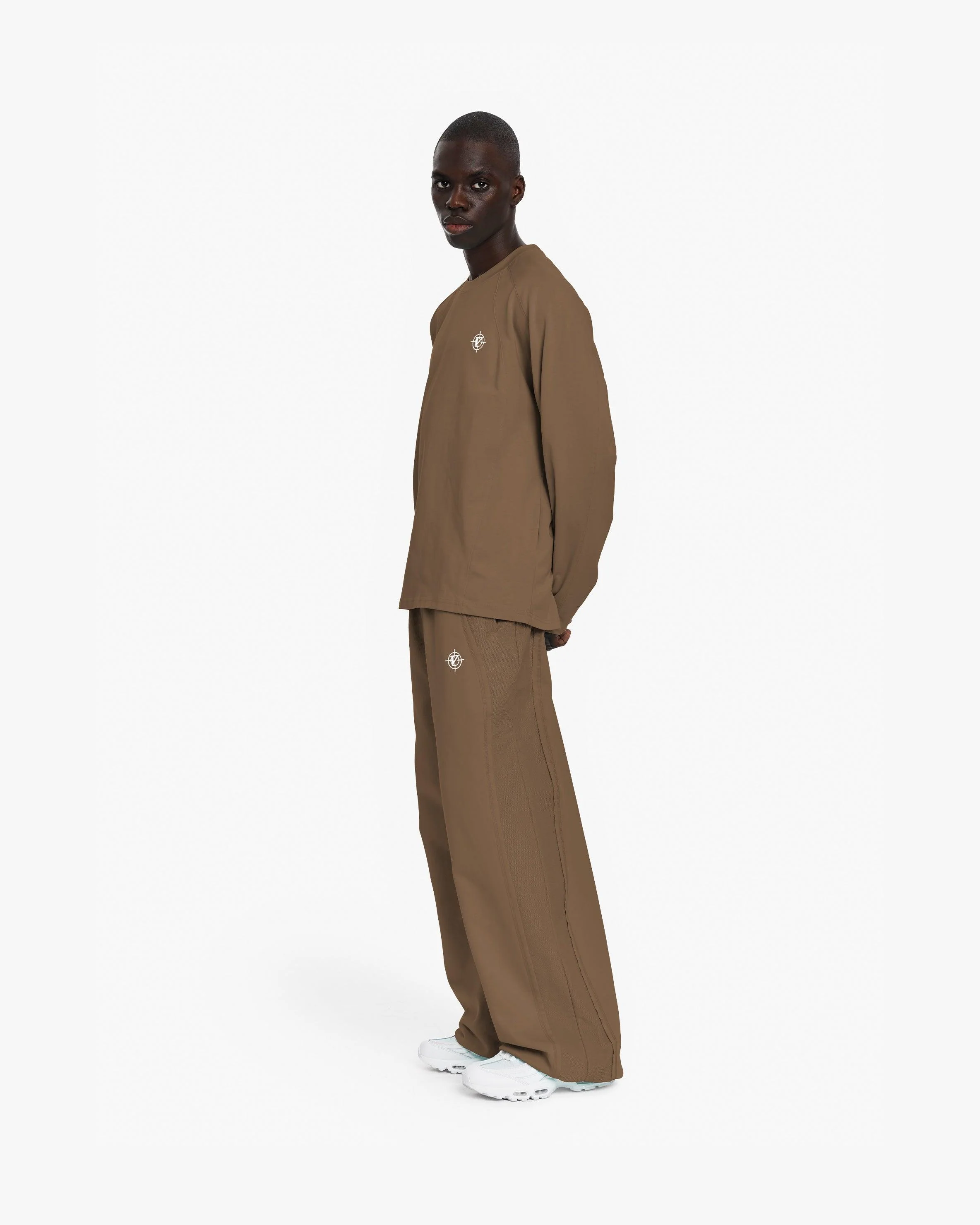 LONGSLEEVE CHOCOLATE BROWN - Image 10