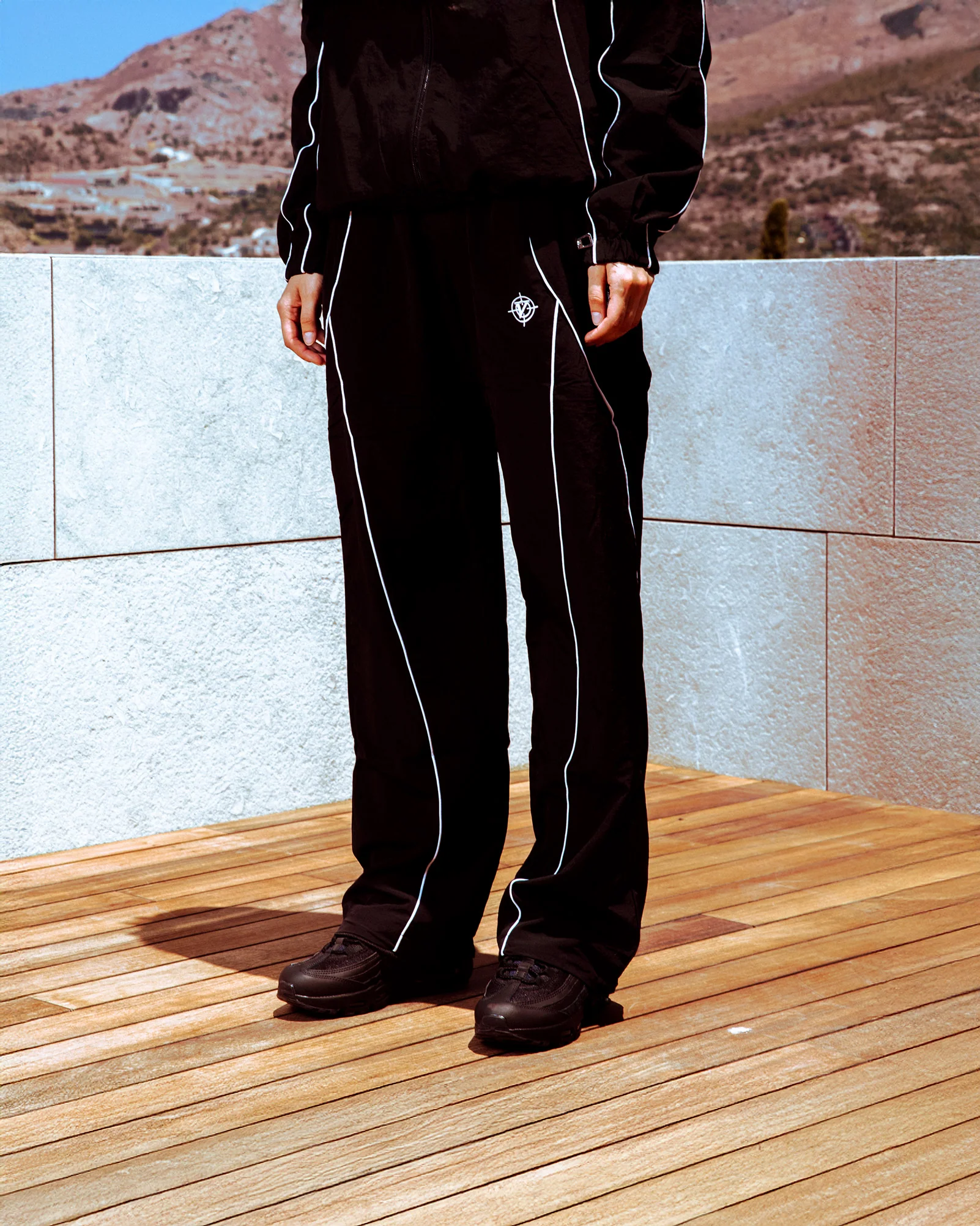 TRACK PANTS BLACK - Image 3