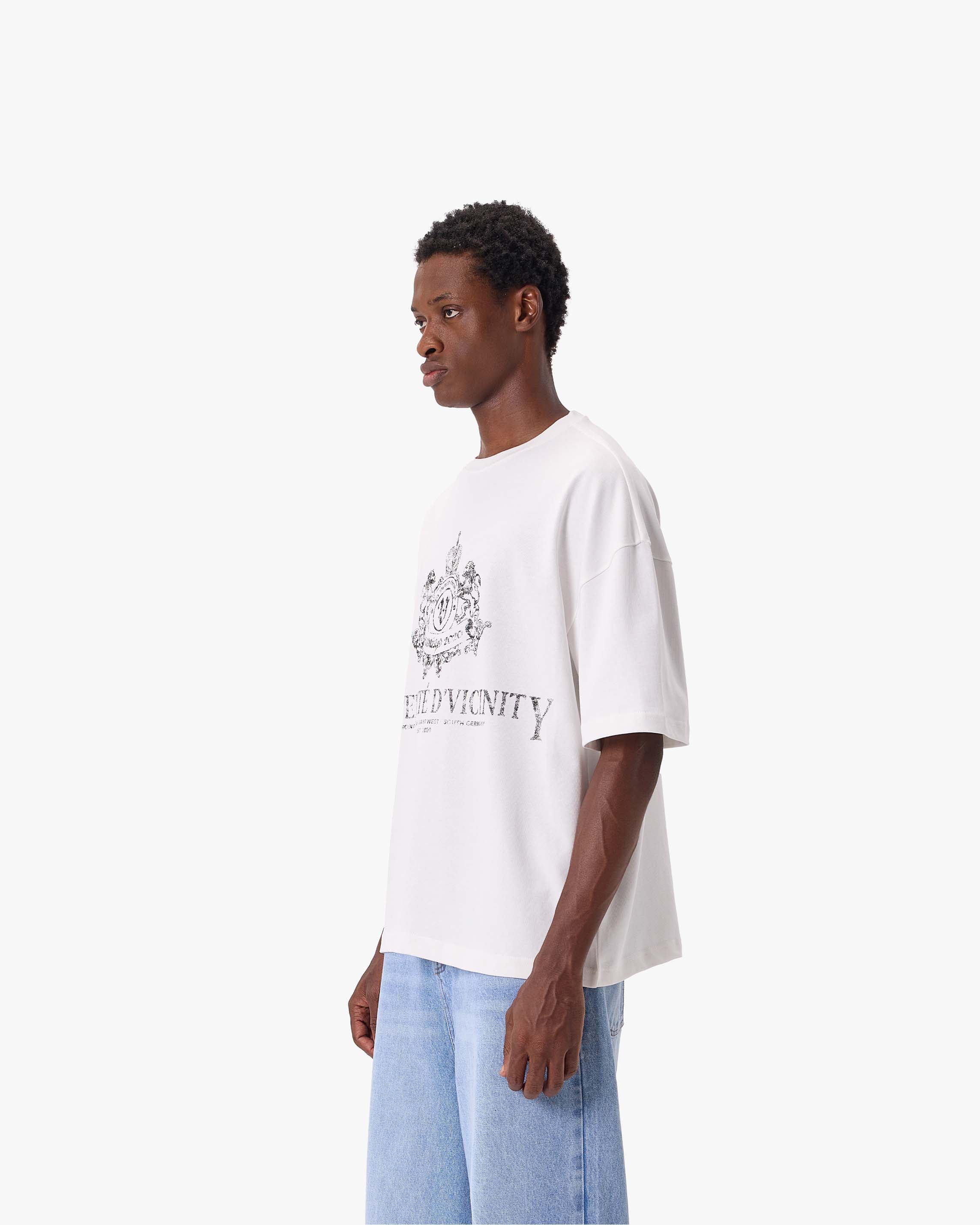 UNIVERSITE D' VICINITY TEE WHITE - Image 3