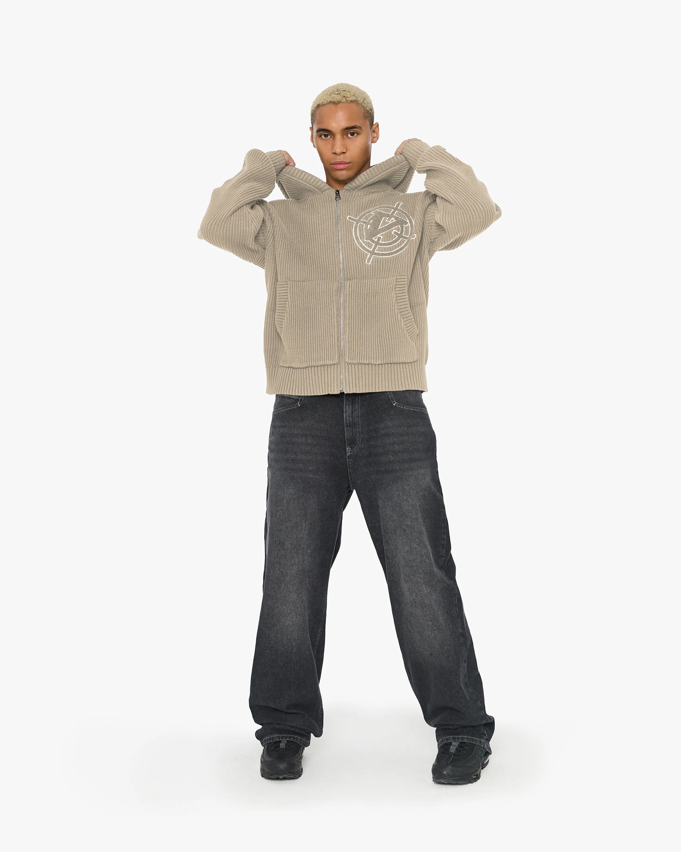 V-LOGO KNIT ZIP HOODIE DUNE - Image 9