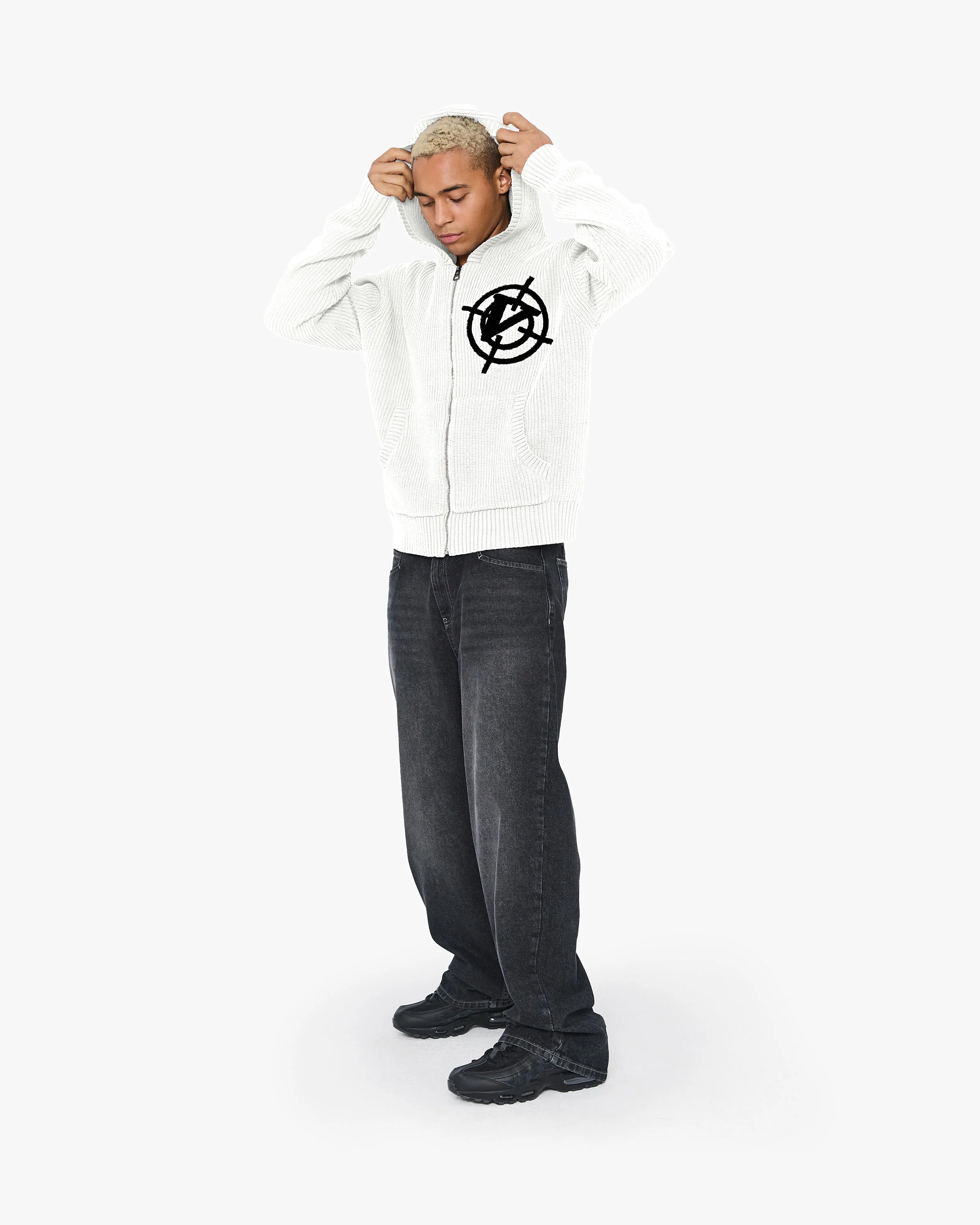V-LOGO KNIT ZIP HOODIE WHITE - Image 8