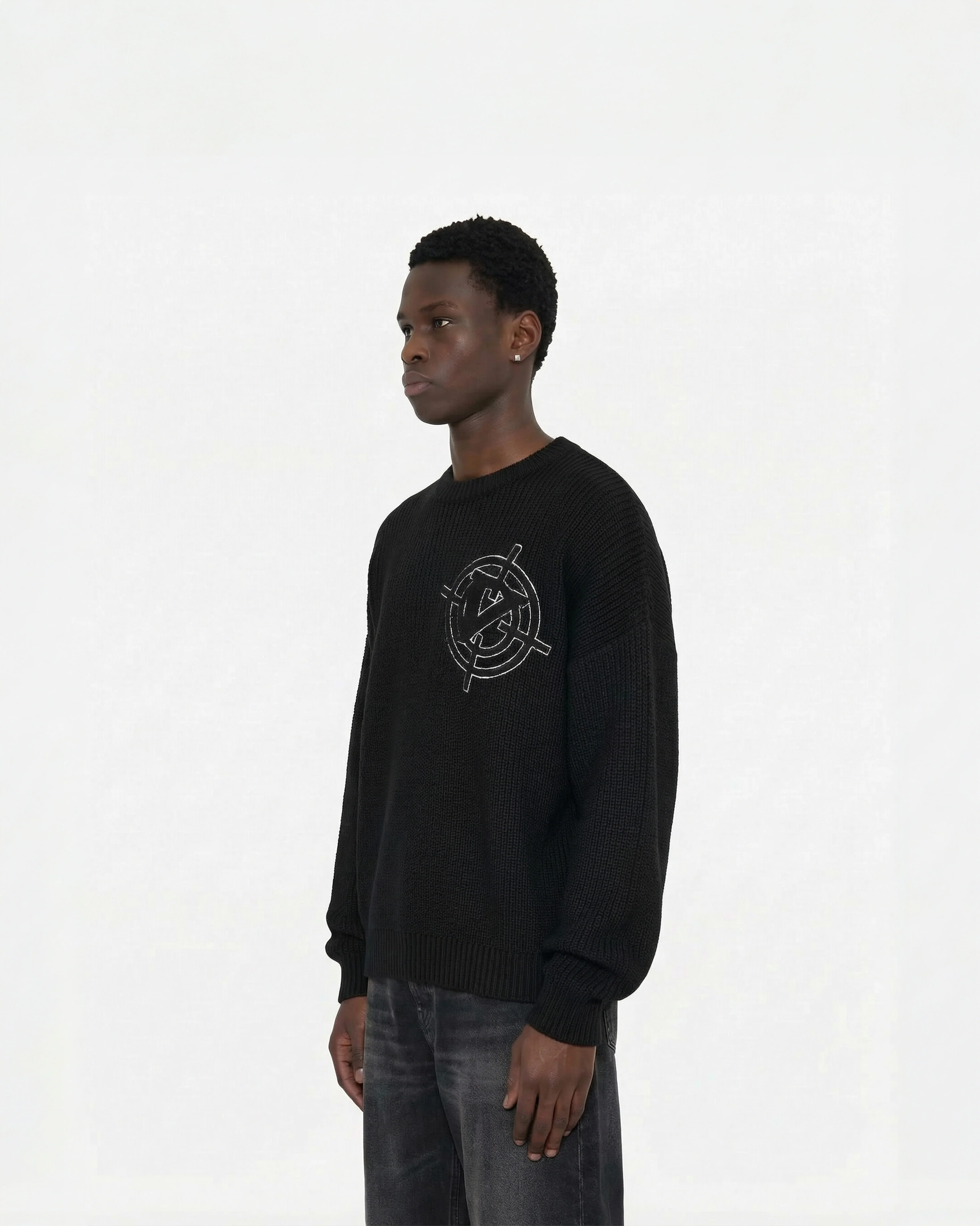 V-LOGO KNITWEAR BLACK - Image 4