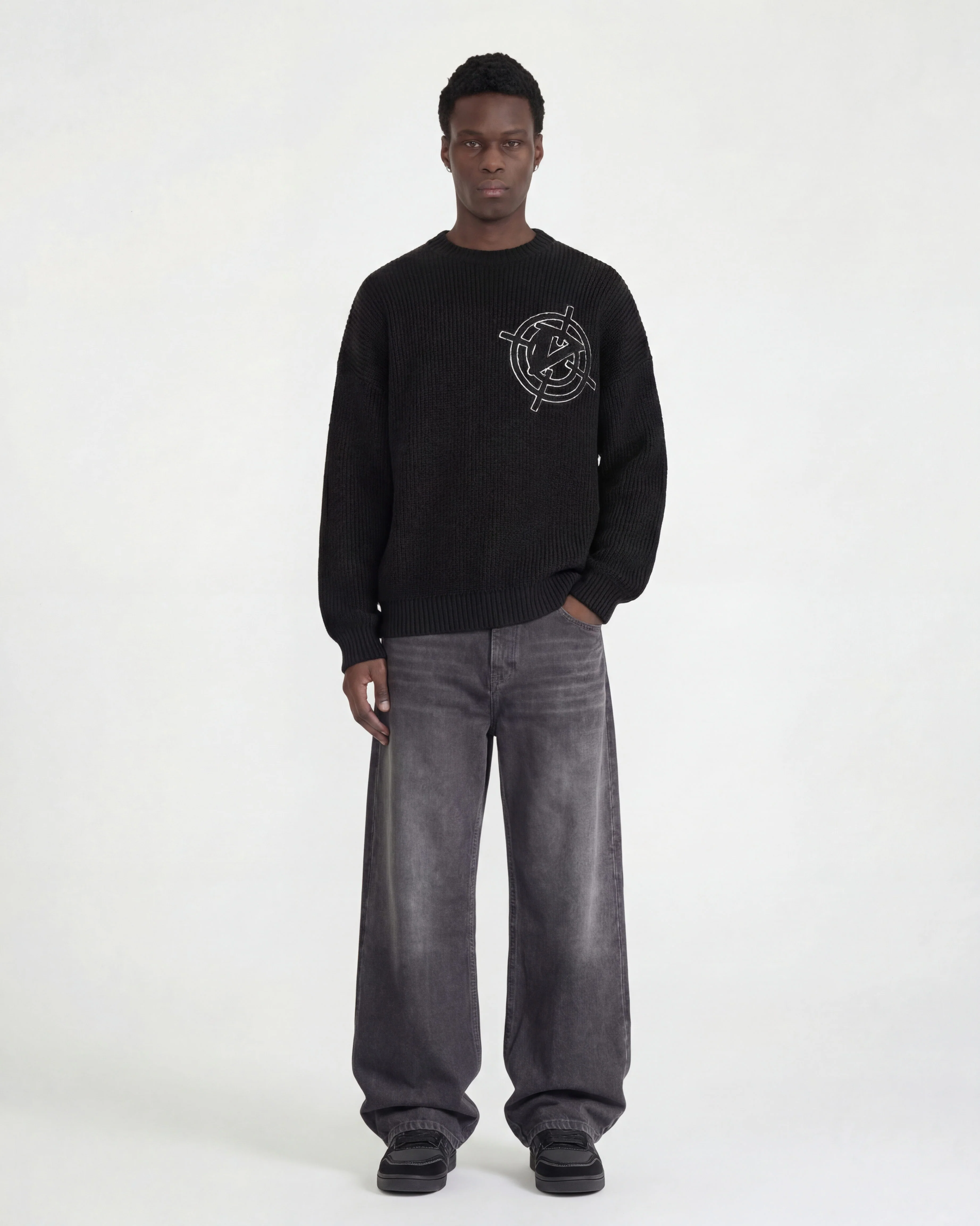 V-LOGO KNITWEAR BLACK - Image 7