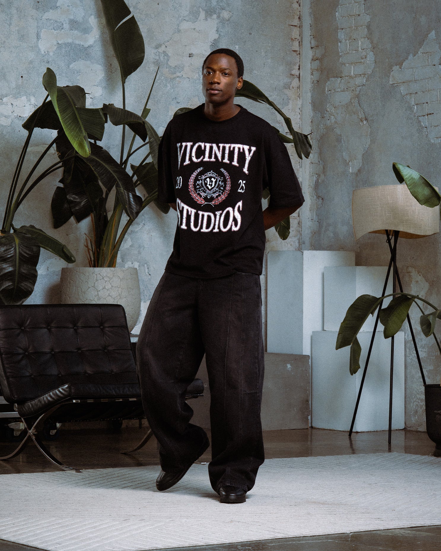 VICINITY PRESTIGE TEE BLACK - Image 2